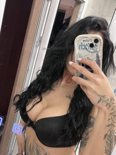 Компаньонка София - Работя и с револют - Влизане в роля, Масаж, Играчки - снимка 12