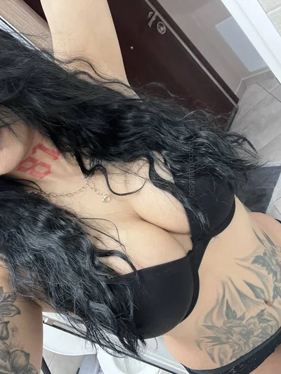 Компаньонка София - Работя и с револют - Строга господарка, Робиня, Влизане в роля - снимка 9