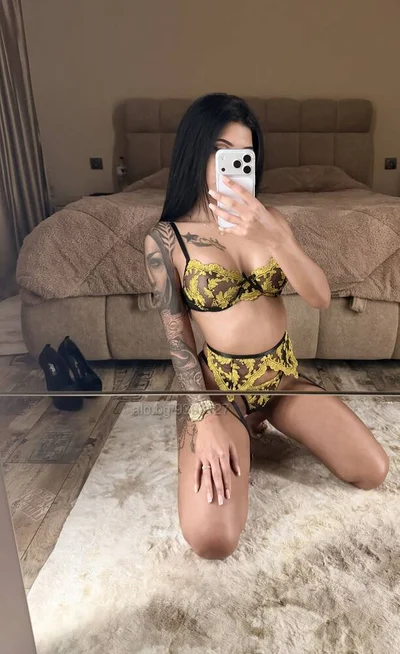 Компаньонка София - Alex💙Малко силиконово изкушение🔞за малко - Орален секс, Френска с презерватив, Френска без презерватив...