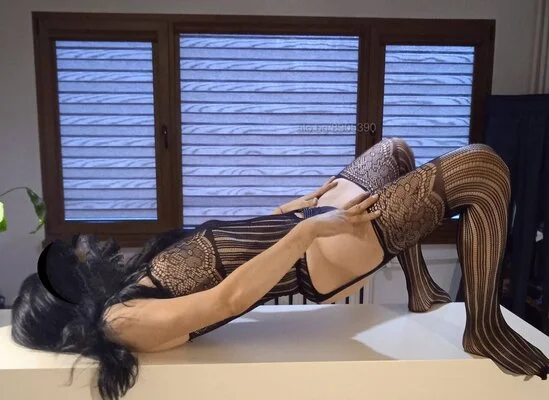 Компаньонка София - Дива и щура - Стриптийз, Влизане в роля, Масаж - снимка 12