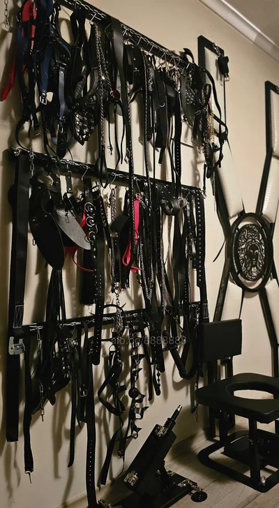 Компаньонка София - /Gorgona /Pro -Domina●//строга господарка//splitting, - Влизане в роля, BDSM, Играчки - снимка 4