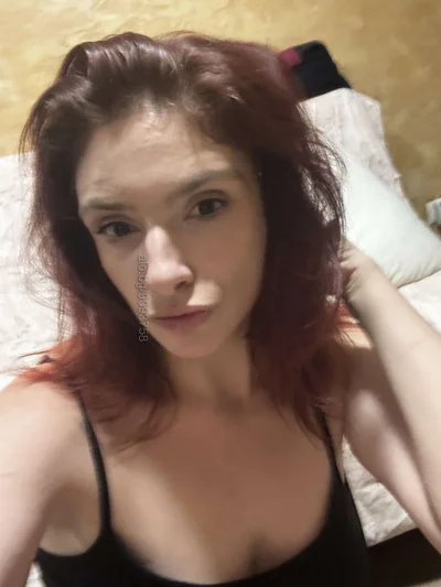 Компаньонка София - Свирка в кола 25с - GFE, Френска с презерватив, Френска без презерватив - снимка 2