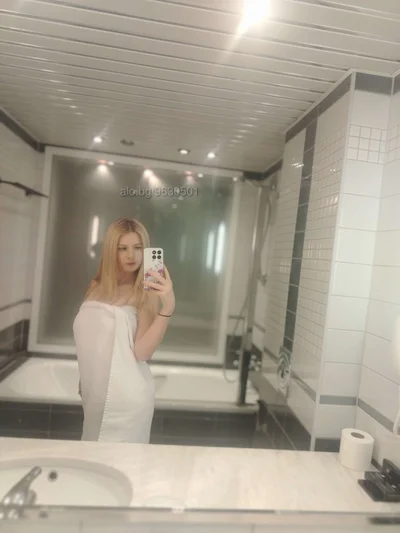 Компаньонка София - Червено изкушение в твоя град😈🔞🤫👑
