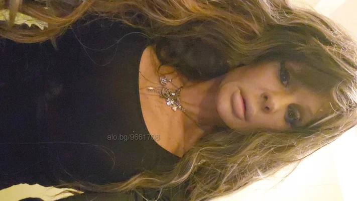 Компаньонка София - Безкрайно удоволствие - Дълбоко гърло, Играчки, Класически секс - снимка 47