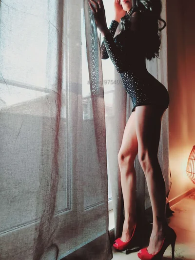 Компаньонка София - TOP ESCORT маги - Класически секс, Френска с презерватив, Френска без презерватив - снимка 3