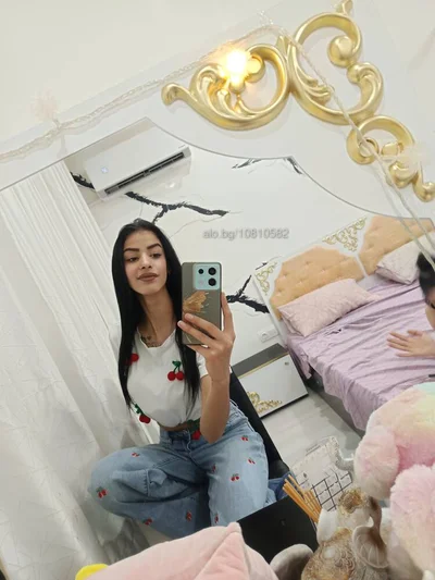 Компаньонка София - Севда топ