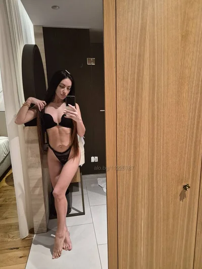 Компаньонка София - Luxury escort NEW - GFE, Френска с презерватив, Стриптийз - снимка 4