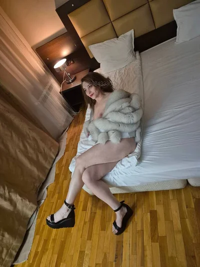 Компаньонка София - Neli MILF ❤️❤️❤️ - Класически секс, Орален секс, Френска с презерватив - снимка 1