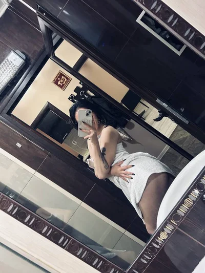 Компаньонка София - Компанионка ескорт - Стриптийз, Масаж, Класически секс - снимка 2