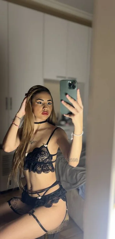 Компаньонка София - Нова в града - Строга господарка, Влизане в роля, Масаж - снимка 8