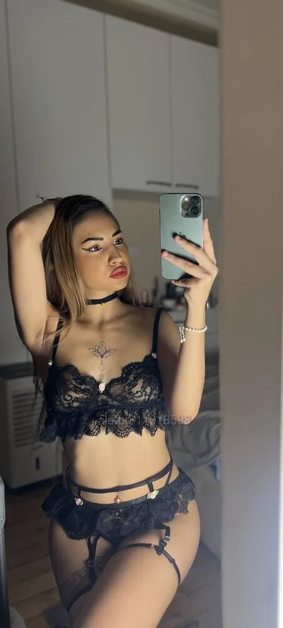 Компаньонка София - Нова в града - Класически секс, Френска с презерватив, Френска без презерватив - снимка 1