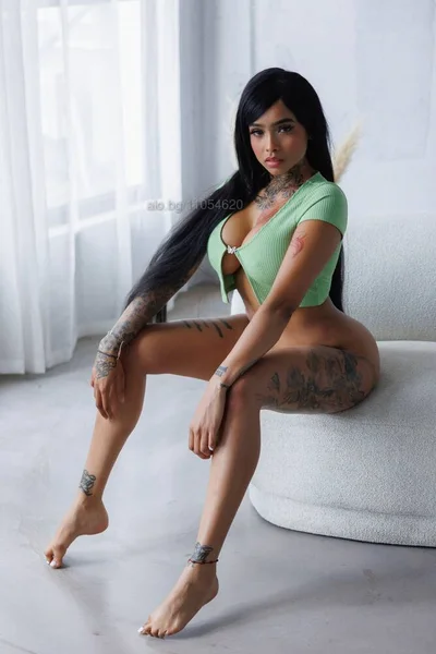 Компаньонка София - 🇺🇸 Ariana Grande 🇺🇸 - BDSM, GFE, Френска с презерватив - снимка 2