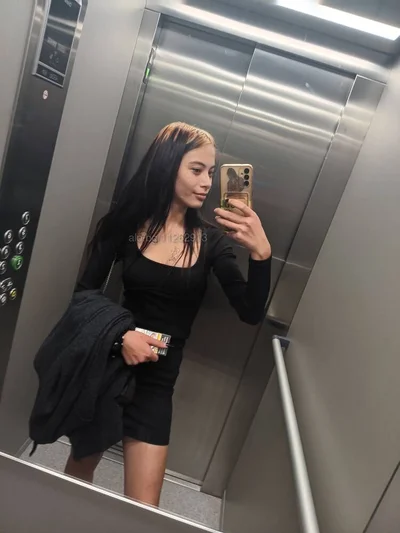 Компаньонка София - Малкото оганче 🥰 - Играчки, Пенис колан, Стриптийз - снимка 3