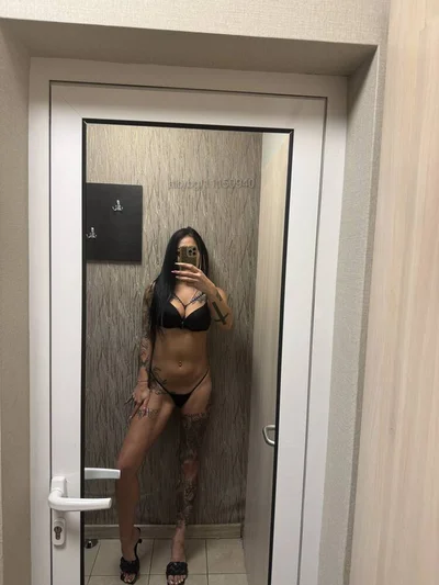 Компаньонка София - Cardi Baby - Класически секс, GFE, Френска с презерватив - снимка 4