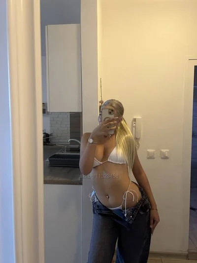 Компаньонка София - Мокро путе 👅🥵💦