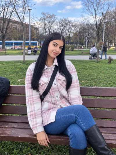 Компаньонка София - Само на ваш терен - Класически секс, Френска с презерватив - снимка 1