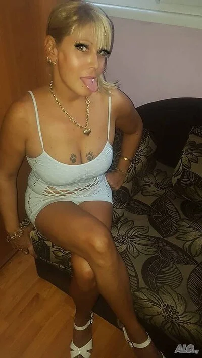 Компаньонка София - Дълбоко гърло 🔥 - Класически секс, Орален секс, Френска с презерватив - снимка 13