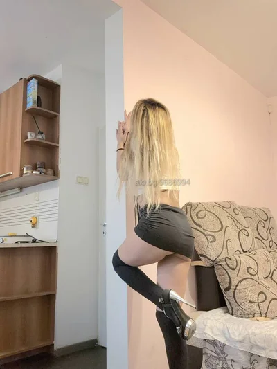 Компаньонка София - Бърза опция 40EUR 30мин 50ЕUR секс и френска може и масаж и 69 30мин 50EUR GFE 150EUR