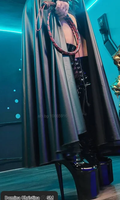 Компаньонка София - Pro-Domina Christina ® BDSM - Играчки, Пенис колан, Строга господарка - снимка 3